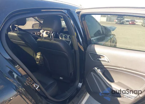 2015 Mercedes-Benz Gla 250 4Matic из США, поврежденный, VIN WDCTG4GB9FJ183645